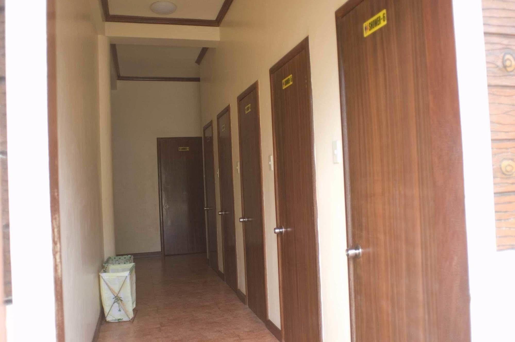 Punta House Hotel Lapu-Lapu City Exterior foto